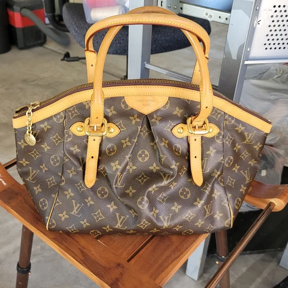 Louis Vuitton Tivoli bag Sale💋 - Picture 10 of 16